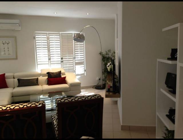 2 BEDROOM PROPERTY TO RENT IN SANDHURST